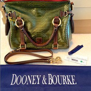 Womens Dooney Handbag